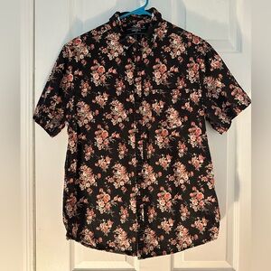 Black Floral Men’s short sleeve button down with Pocket